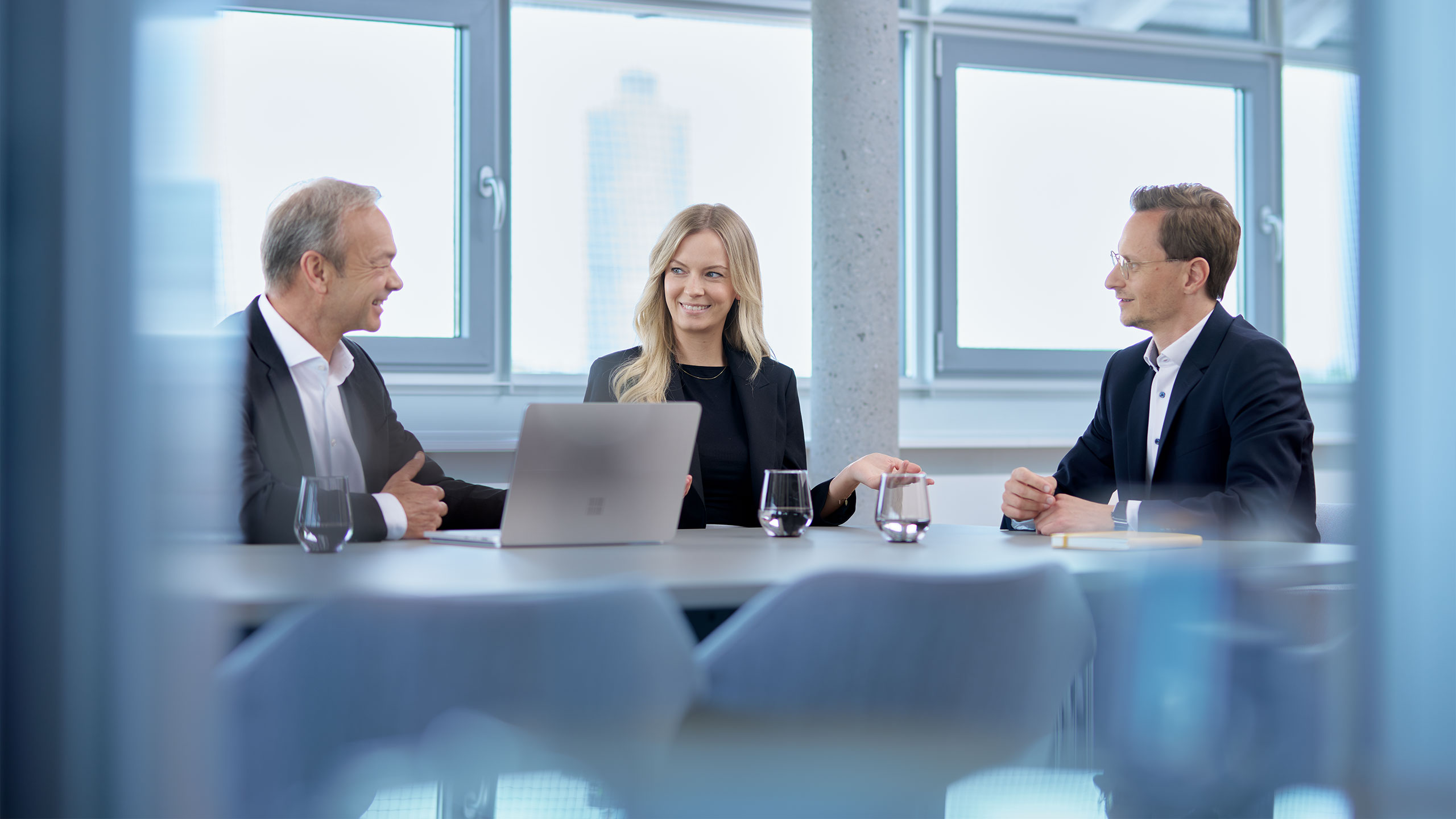 Arbeits- und Dienstverträge bei SONNTAG