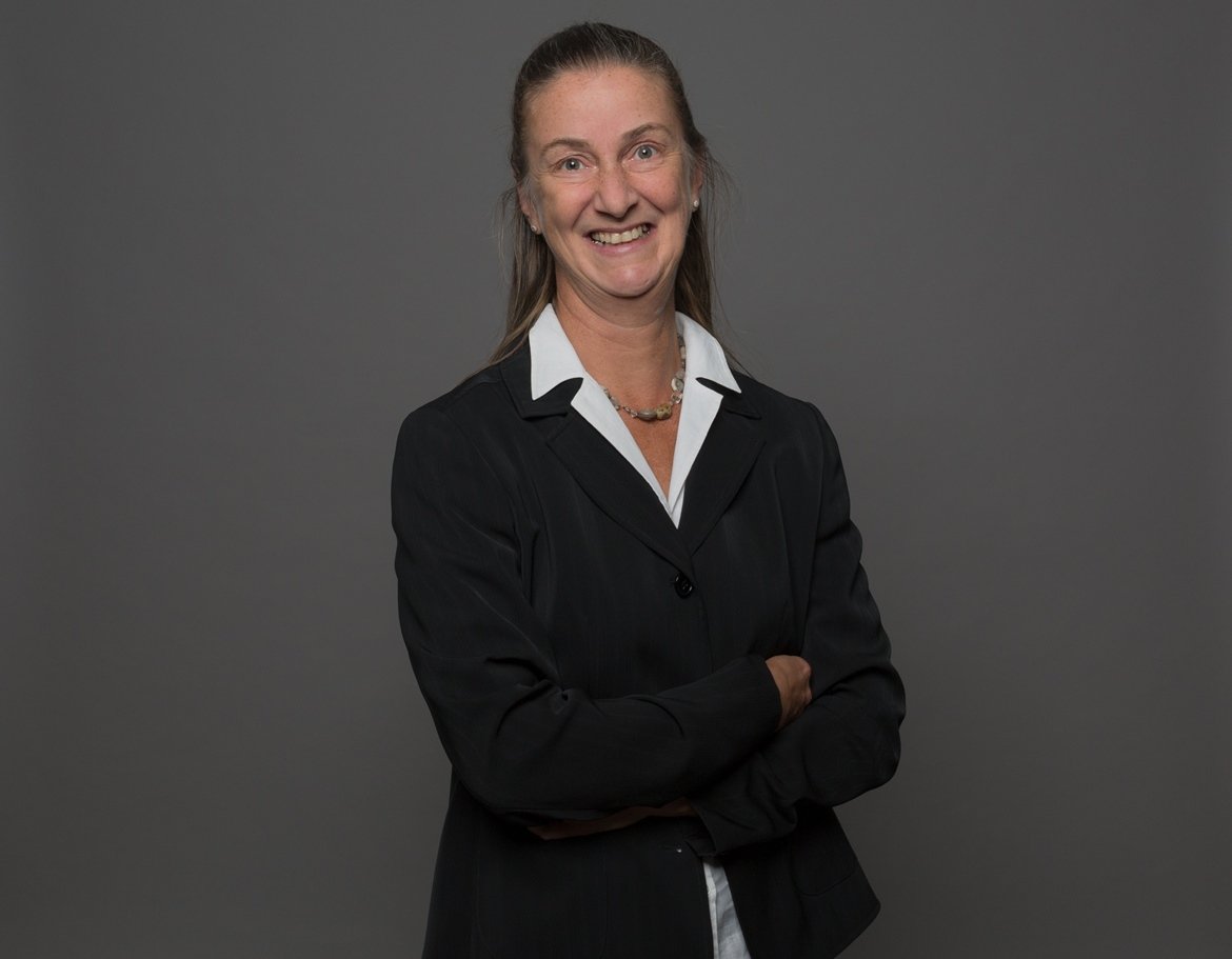 Angelika Erhardt_zugeschnitten